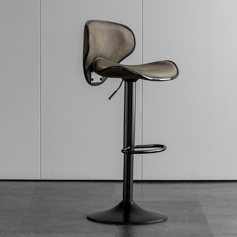 Minimalist Scandinavian Modern Chair – Stylish Seating